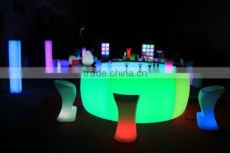 Outdoor Design Modern LED Illuminated Bar Counter Plastic