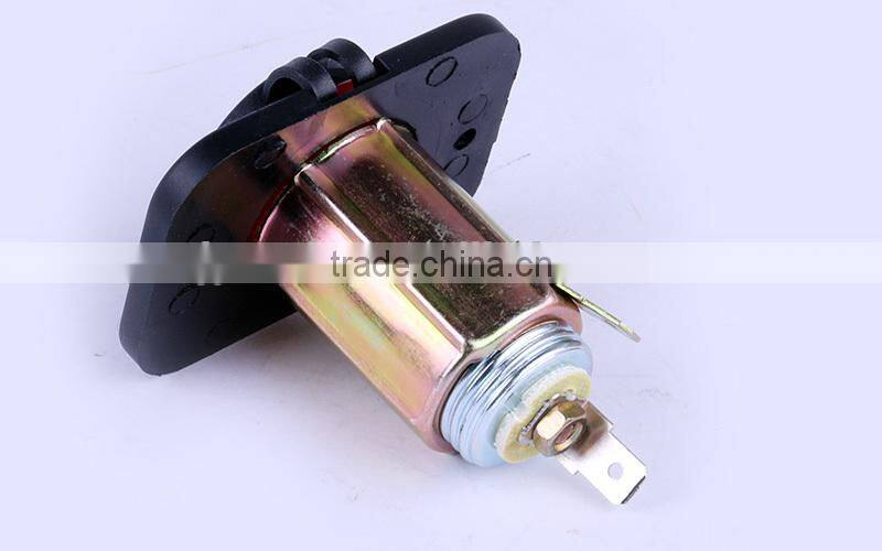 Portable car charger ,h0tmd 12v male car cigarette lighter plug on off switch for sale