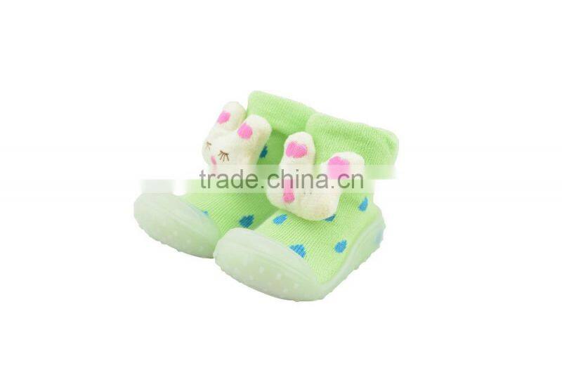 Factory wholesale funny skidders thick rubber sole cheap baby shoes