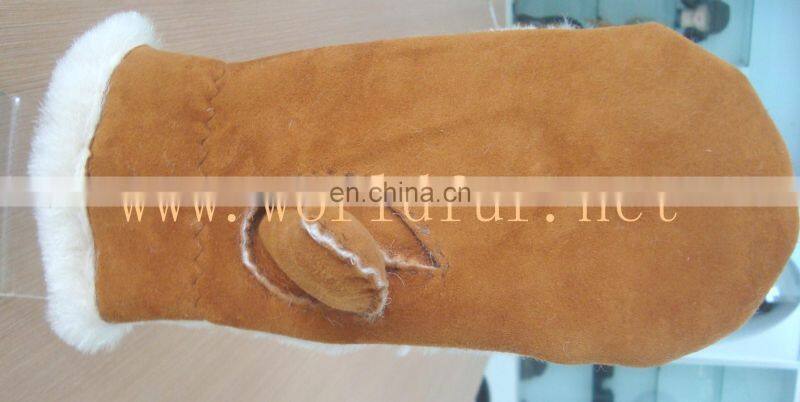 BY-021 shearling mittens