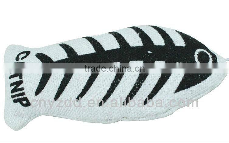 Pet Toys Plush Fish for Cat / Fish Shape Pet Toy