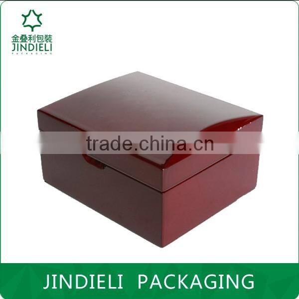 dark red wood lacquered jewelry box packaging