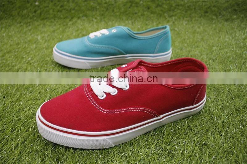 2016 china low price new model flat canvas shoes man