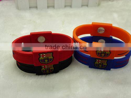 Cheap Rubber silicone bracelets with debossed logo Factory audit