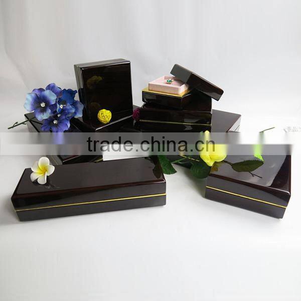 High quality Showindow jewelry Display Stand