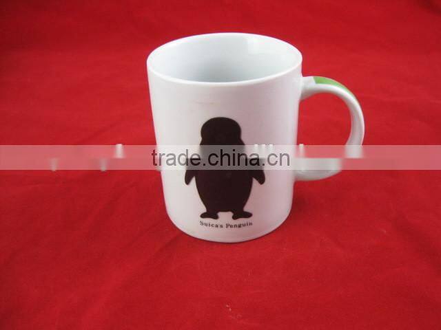 YF14002 ceramic candy jar with brown glazing