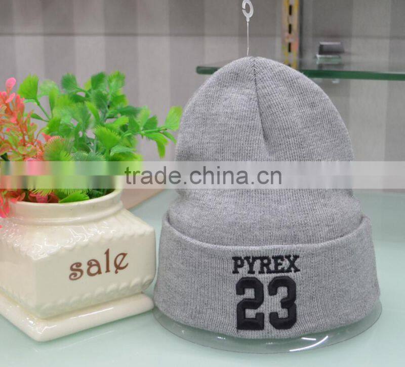 Custom Knitted Acrylic Beanie Hat With Embroidery labels