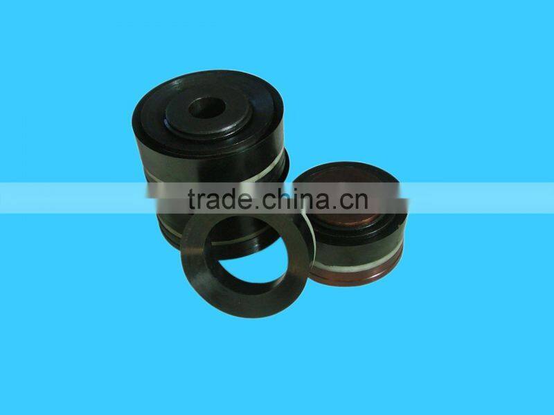Triplex piston drilling mud pump assembly with API standard