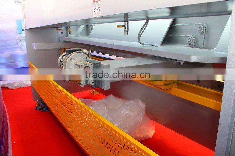 QC11Y hydraulic cnc guillotine shearing machine