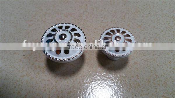 Flower Style Ivory Zinc Alloy Cabinet Knob for Drawer/Dresser/Closet