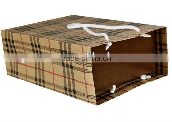 2015 New high quality fashion best selling YiWu custom wine paper bag
