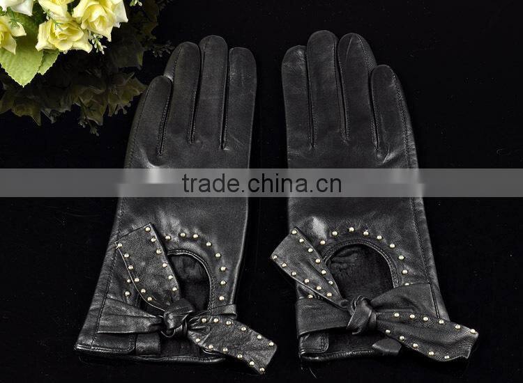 Beautiful bowknot design rivet sheepskin leather gloves for MS