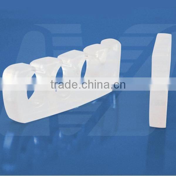 SILICONE TOE SEPARATOR