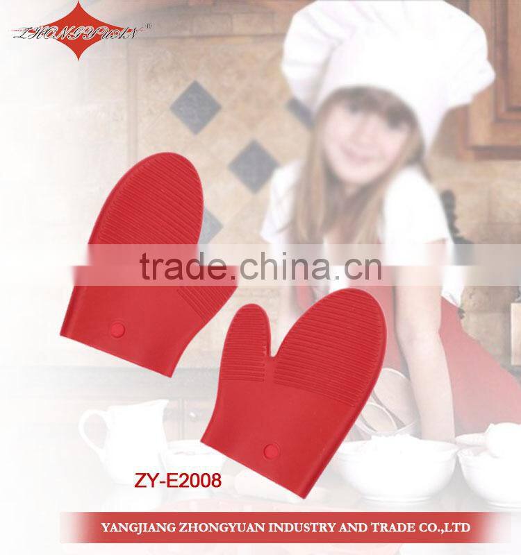 Lovely animal shape silicone household oven glove