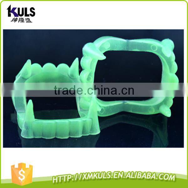 10 g Halloween costumes supplies terrorist noctilucent partial toy dentures
