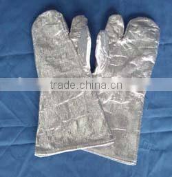 heat resistant welding gloves