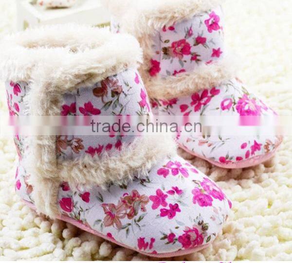 Top quality soft handmade crochet baby shoes