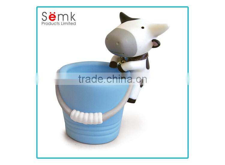 2016 Hot sale custom made animal shape cute cow fancy table desk pen holder
