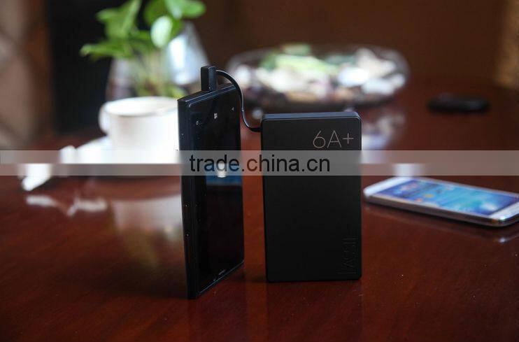 2014 New Design Polymer Coomax 6A Creative Mobile Power Supply