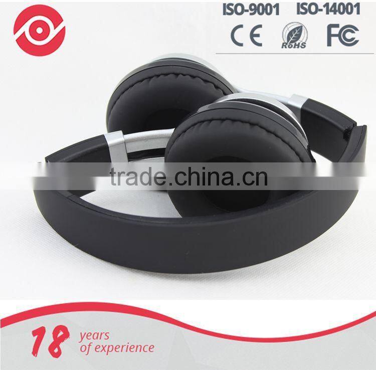 Premium bluetooth wireless headphones with built in microphone and noise cancelling hands free talk
