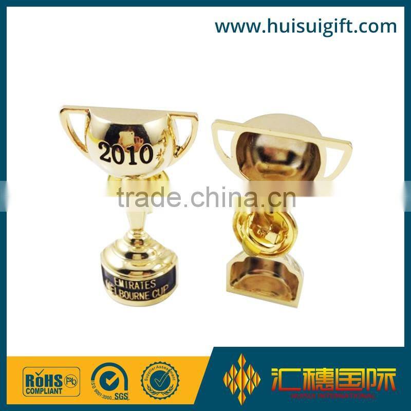 wholesale promotional fashionable club metal pin badge with glitter
