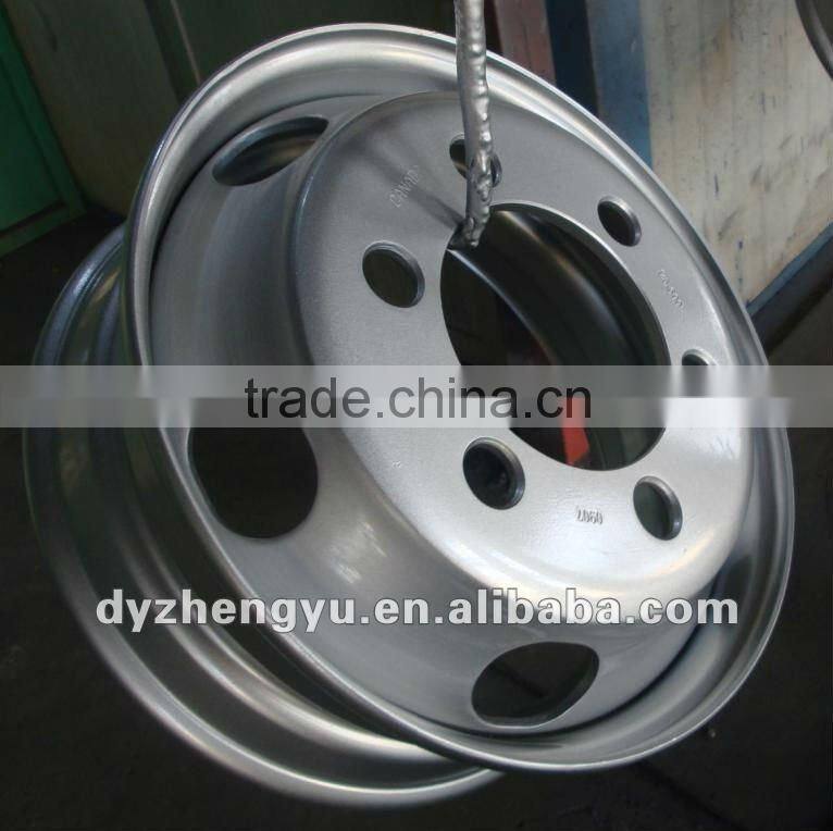 6.00x17.5 wheel equipped with tyre