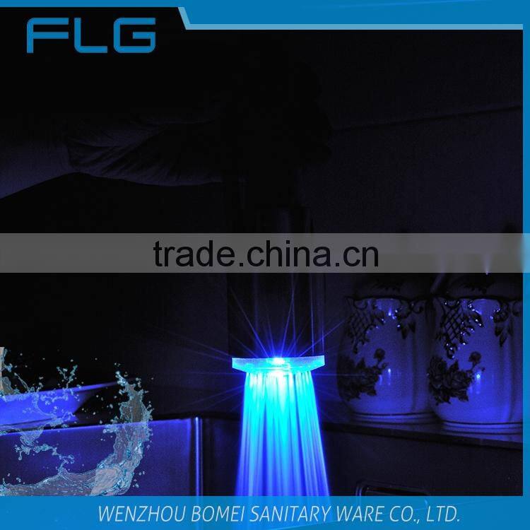 Fashion Design Nickel Brush UPC Pull Down Kitchen Sink Faucet Mixer Tap FLG2087A