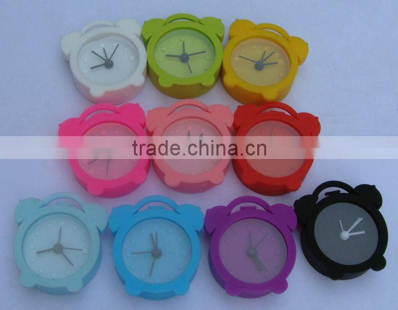 promotional item mini gift clocks protalbe Retro Silicone pillow alarm clock