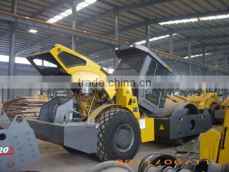 20 ton single drum dual-amplitude vibratory road roller in hot sale