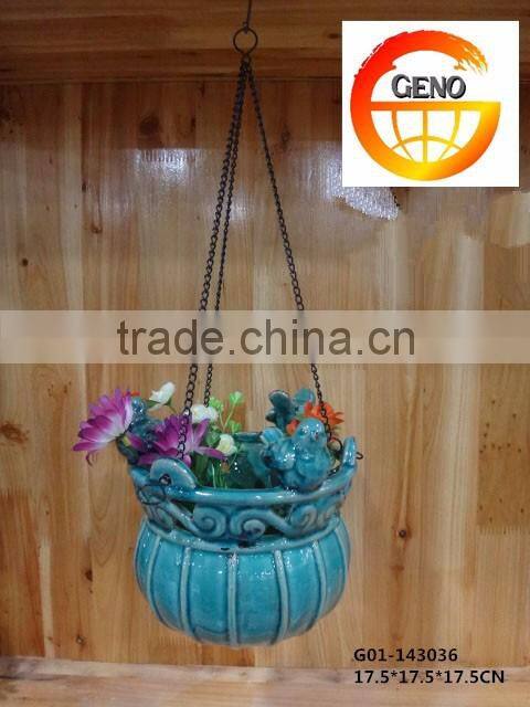Hanging flower pots to decorate your home