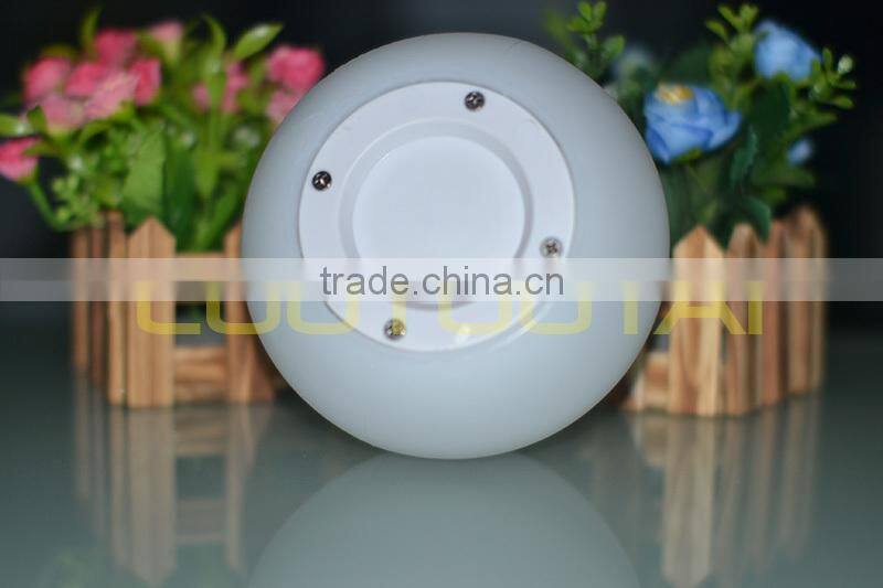 illuminated led ball/rechargeable battery operated wireless RGBW color change led ball