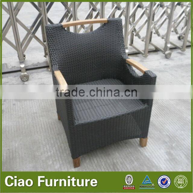 outdoor leisure rattan table and chair with teakwood top