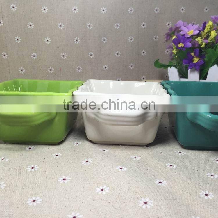 Stock Bakeware on sale, square shape With Two Handle Cake Mould Bakeware