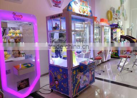2017 New design Cutting prize vending claw crane game machine for sale