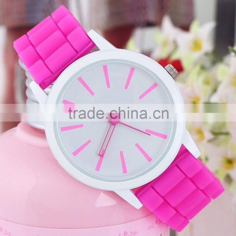 2013 lovely item popular design silicone watches men