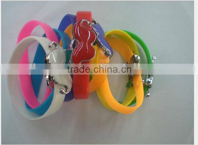 Wholesale custom silicone bracelet