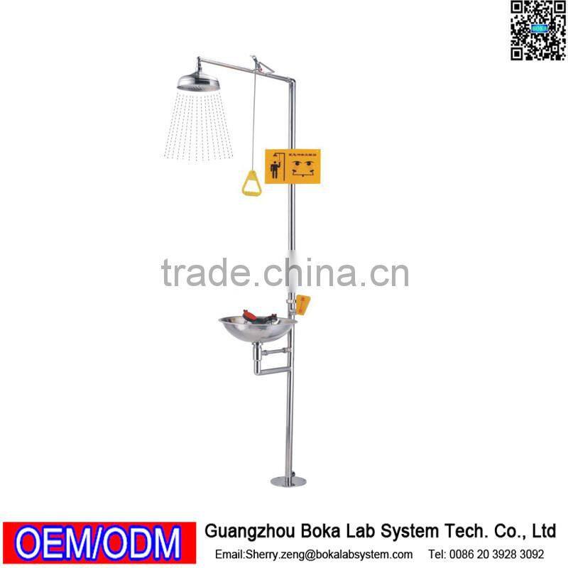 Lab table mounted emergency eye washer