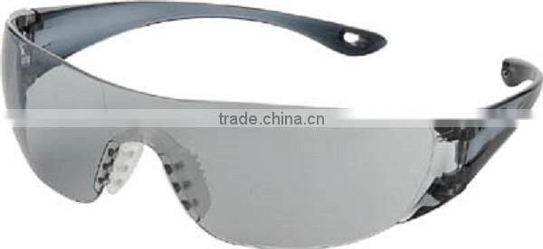 Various type of reliable and cost effective workman gloves made in Japan