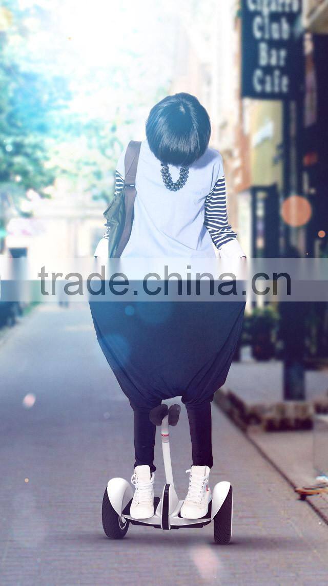 Shenzhen xiaomi mini electric chariot scooter self balancing with Buletooth to control for children and teenagers balance car