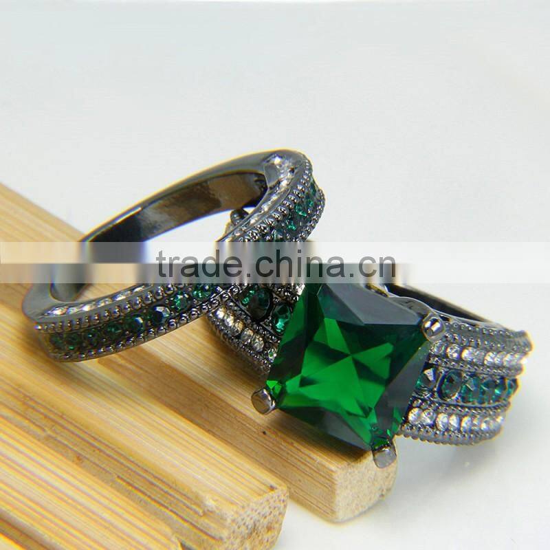 Thick Emerald Couple Ring Sets Big Central Stone Wedding Bands Love Romantic Ring For Lovers