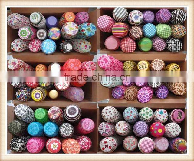2014 High Quality automatic cake tray making machine