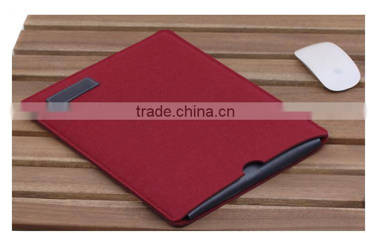 2016 hot sale Felt Sleeve Carrying bag Ultrabook Laptop bag case for Apple Macbook Red