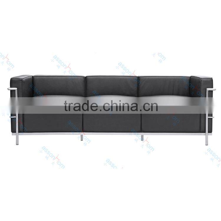 Le Corbusier LC3 Sofa