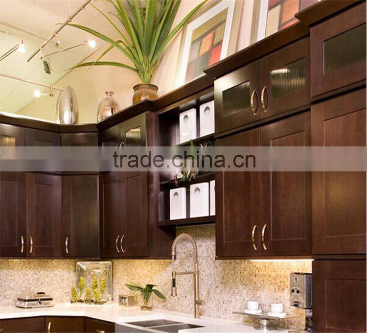 Classic kitchen cupboards with countertops (granite/ qurtz/marble)