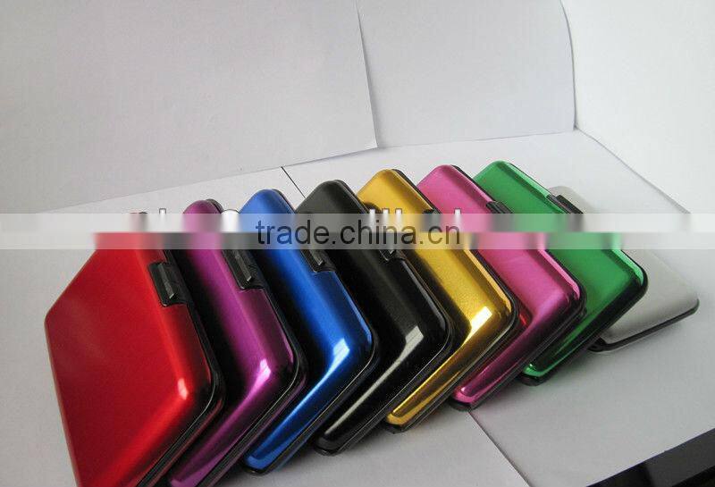 aluminum card holders in pink and blue colors