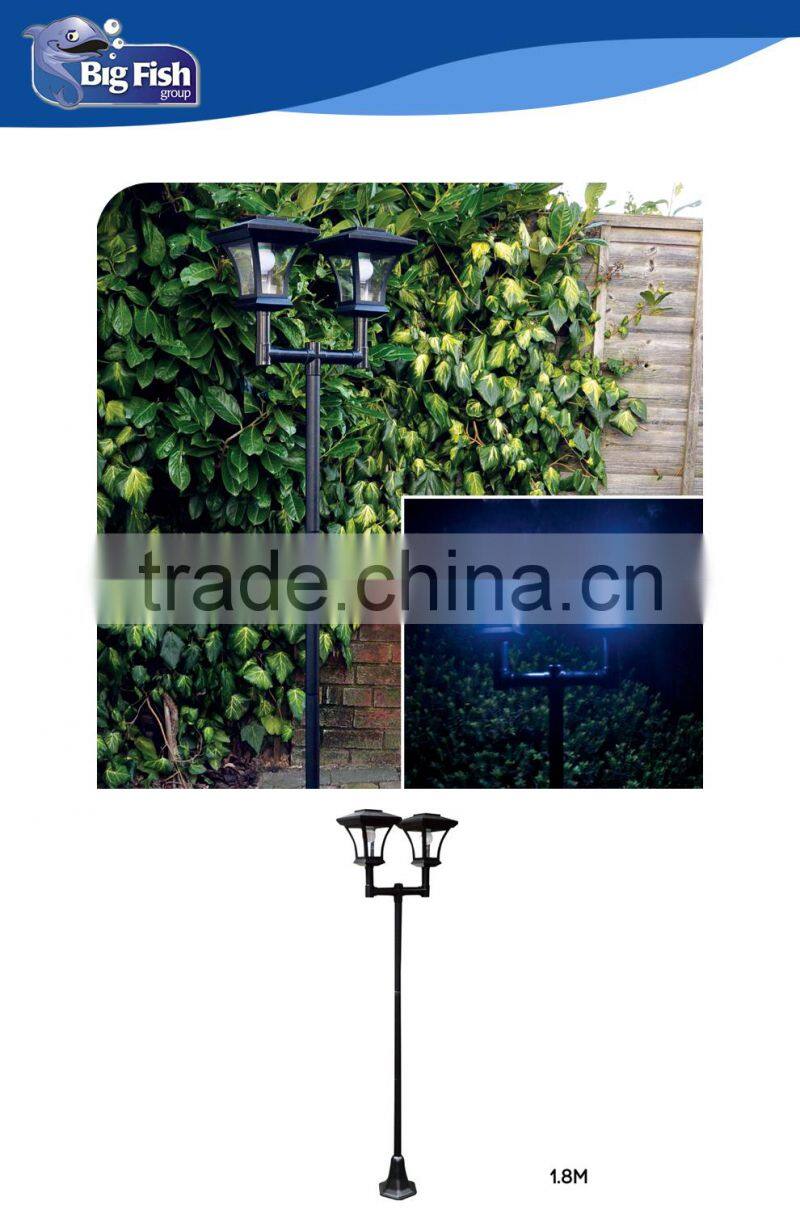 2m*2 Head Solar Lamp Post Traditional Looking Lanterns