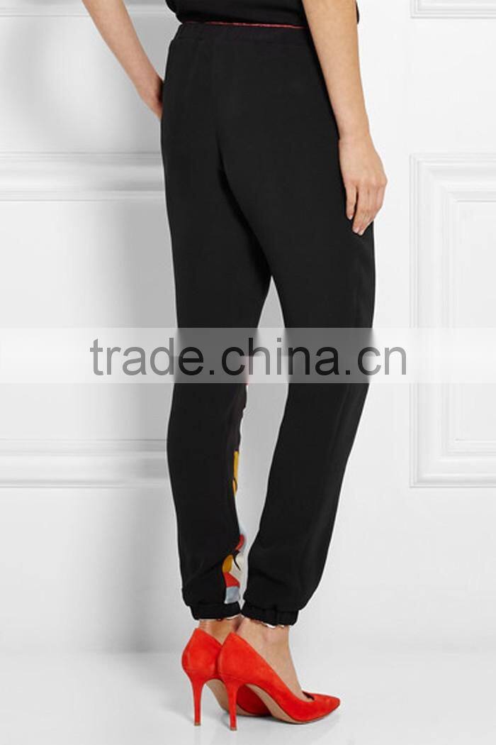 New design printed tapered sweat pants