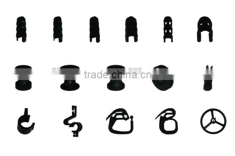 Greenhouse curtain pulling system