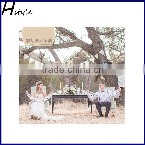 Triangle White Lace Bunting Flags PLA012