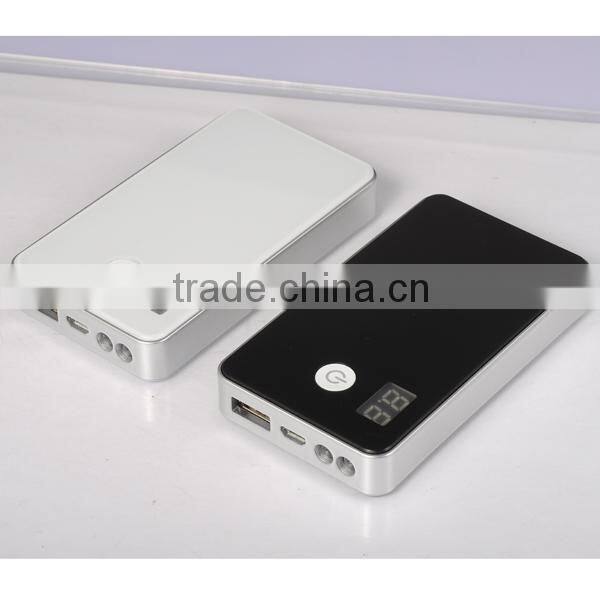 OEM High capacity mini mobile power bank with two LED flashlight+Digital Display screen Power Indicator design ,PB010